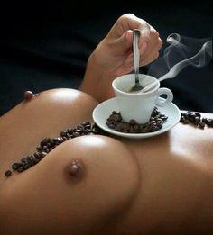 SNudist's tweet photo. Good mornig world :) #coffee #CoffeeTime #goodmorning #Friday #sexy http://t.co/RAd4WEDSqi