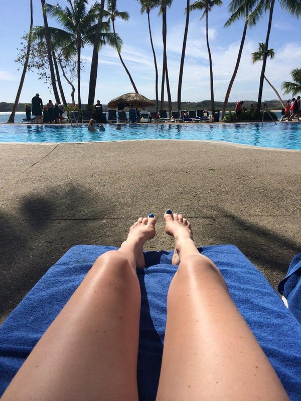 Beclenk's tweet photo. On Fiji time! http://t.co/2mIAcTuNce