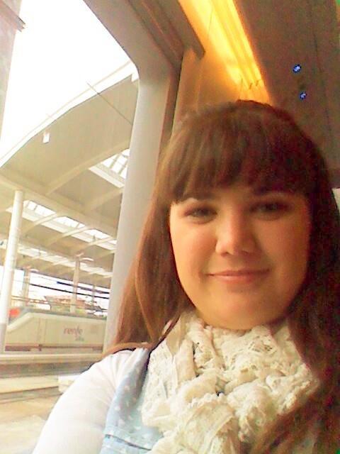 AngieCoxolate's tweet photo. Barcelona!!! Allá vamos!!! #FinDeCarrera #Aeronáutica http://t.co/XjAeAZqklR