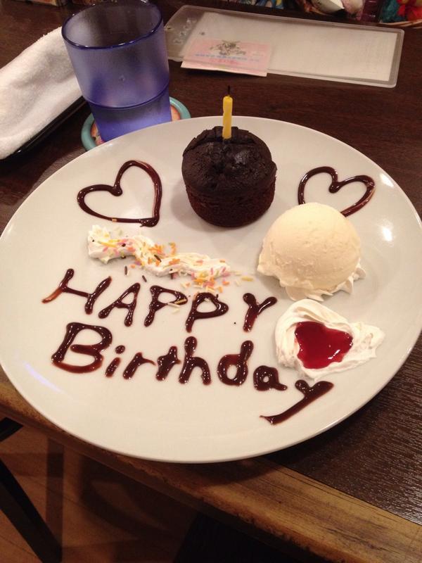 Sabdgjtj's tweet photo. @621019Takuya 良いですね！私はチョコレートケーキを食べました。 http://t.co/wMlwoCWN9k