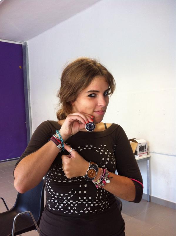 Diverta_Info's tweet photo. Seguim fent manualitats a #escolaoficis de vic! Avui bisuteria amb capsules nexpresso @RamonSoldevila @JessicaCriado http://t.co/ZLFkqECnlw