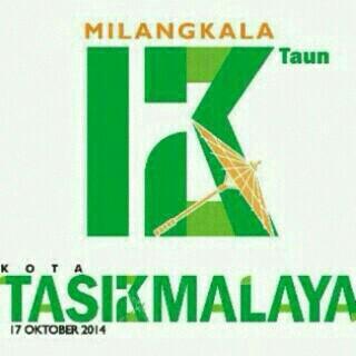 newsuleprikitiw's tweet photo. Selamat HBD ya RT @denissssW: Kang Sule moal ngucapkeun HBD ka kota Tasik? :-( #Tasik13Tahun @newsuleprikitiw http://t.co/WEoBj1sEkI