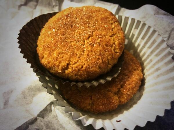 gonepie's tweet photo. Who wants PUMPKIN SNICKERDOODLES!!!! We have classic,choco  sandwiches,or combo packs. http://t.co/XPx1K8eRzS http://t.co/ZHk3OvHkjH
