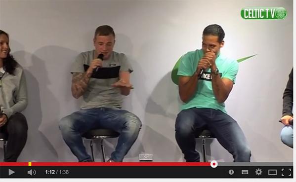 ADSportwereld's tweet photo. Video: Rappende Guidetti en Van Dijk krijgen Celtic-fans stil. http://t.co/LLnufYbRRR http://t.co/6JhEb1AVV4