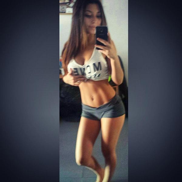 SoyValeryOT20's tweet photo. Viendo resultados!!
#gym #motivation #fitness http://t.co/NFhfAfUQMP