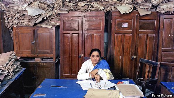 TheEconomist's tweet image. Many of India&apos;s bureaucrats are incompetent or corrupt. Mr Modi is bent on changing that econ.st/1yJGNpb