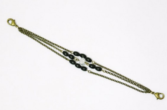 ChouCBC's tweet photo. #bonplan #joli #bracelet #collection http://t.co/R6E32c2OrT #attentionauxyeux #créationbijoux http://t.co/Vu1oEwlvWm