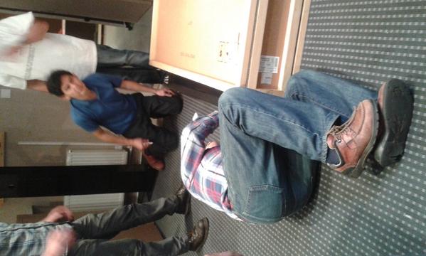 AndersElec's tweet photo. Its all getting too much for our #FD! #teamspirit http://t.co/E3aRjj8a5E