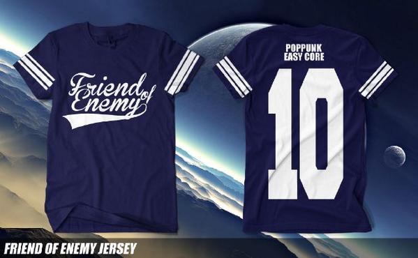 Selamat sore, gmana ada yang berminat dengan T-Shirt kami? ;) only 90k + Stiker