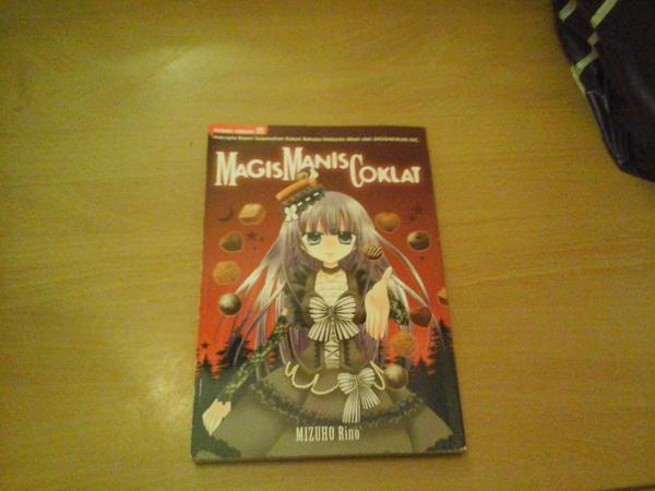 BSMolly15's tweet photo. Komik terpkai utk dijual RM5 setiap 1 buah buku
MAGIS MANIS COKLAT_BITTER SWEET/CREAMY SUGAR/DARK SPICE http://t.co/ckH8S6rgaK