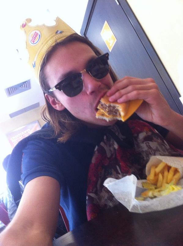 doddispeedy's tweet photo. Ég fór á burger king #Roma14 http://t.co/OFGRIviOq3