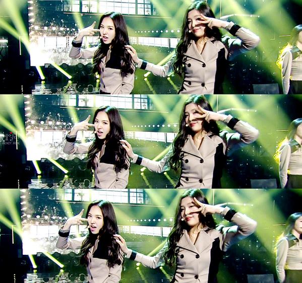 Aileen_Velvet's tweet photo. [CAP] 141017 #RedVelvet 뮤직뱅크 #BeNatural 킬링파트♥ #JOY #조이 #Wendy #웬디 http://t.co/bEC0cdmL6u http://t.co/SiUwttY8OJ