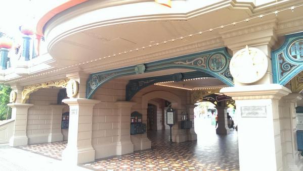 Embedded image permalink