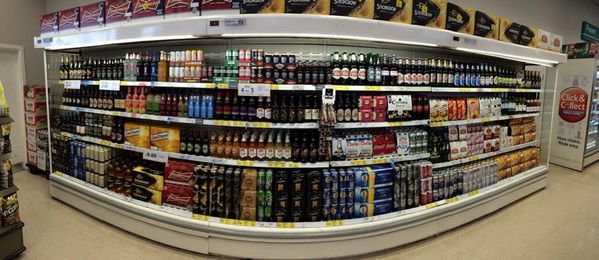 express_3464's tweet photo. Beer availability really strong today at Wavertree @pw_wes http://t.co/Jif3eVO1st
