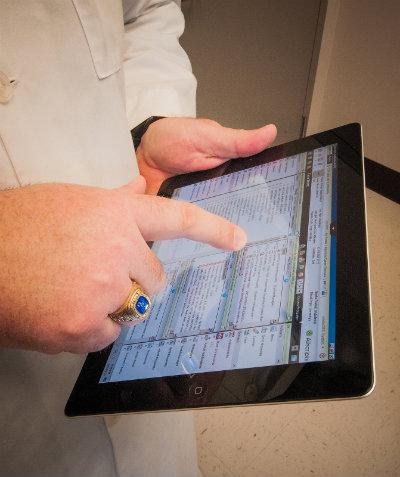 Heliceum's tweet photo. The Growing Trend of Automation in #Healthcare
http://t.co/GIR1OzmcbL
#ehealth #hcsmeu http://t.co/kyfJYYXTtp