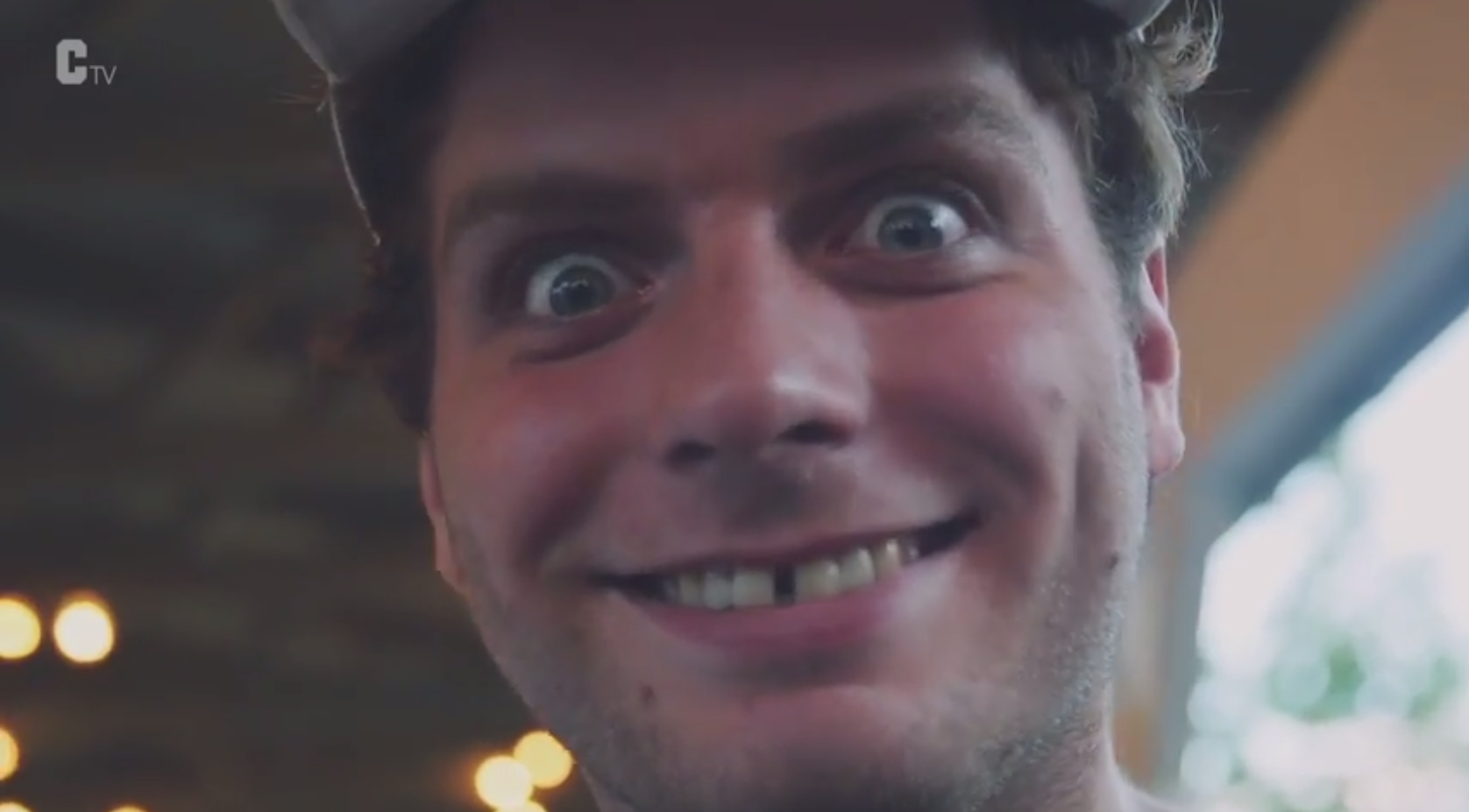 Embedded image permalink