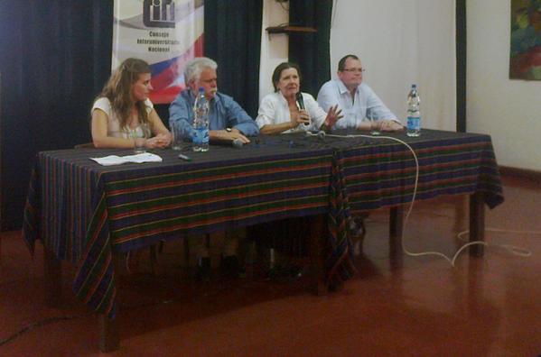 Comunicadores de todo el país debaten en Córdoba sobre la gestión de medios universitarios <a href="/ARUNAradios/">ARUNA </a> #RENAU