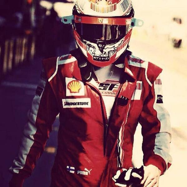 riley0317's tweet photo. Hyvää syntymäpäivää Kimi Räikkönen
キミ・ライコネン誕生日おめでとうー!
#HappyBdayKimi #kimi35 #iceman #F1JP #F1 http://t.co/dE0AgUaGmy