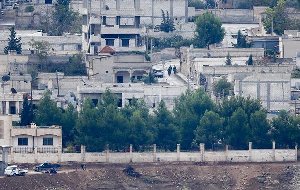 RT_com's tweet photo. UPDATE: Kurds to make #Kobani victory announcement soon - @MuradoRT http://t.co/l68TIMFDti http://t.co/00kgPvhAiX
