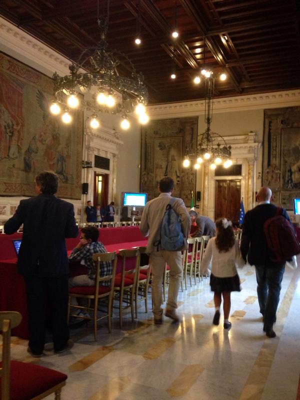 BaStraNo's tweet image. “@CoderDojoFi: #CoderCamera here we come! w/@coderdojo @CoderDojoItalia http://t.co/zorfVBw3Fl”