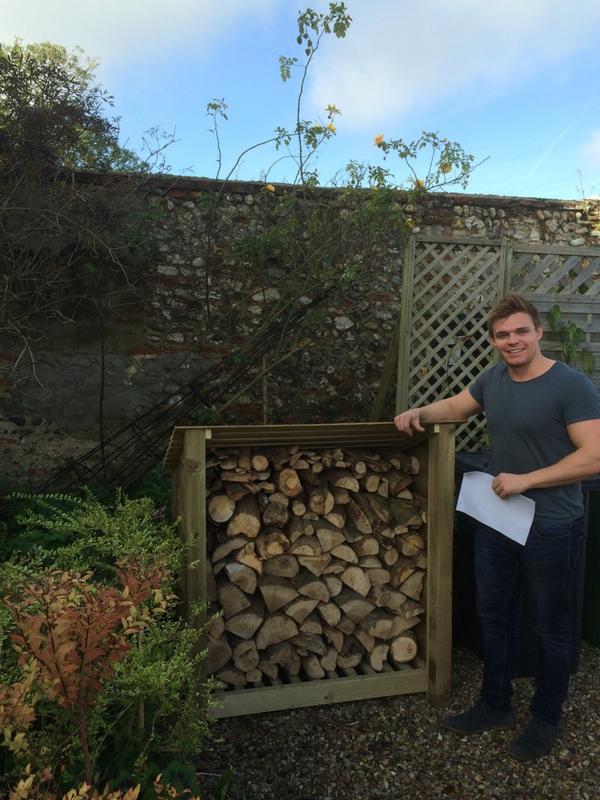 waysidecottage's tweet photo. @norfolklogs delivered this morning, lots of lovely #openfires to come, need some cold weather http://t.co/utOJa8mPh2