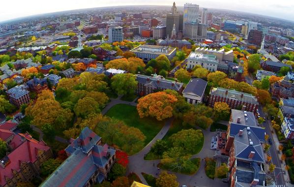 BrownUniversity's tweet image. Bird's-eye view of Brown &amp;amp; Providence. Photo by @MikeCohea #PVD #Providence #RI