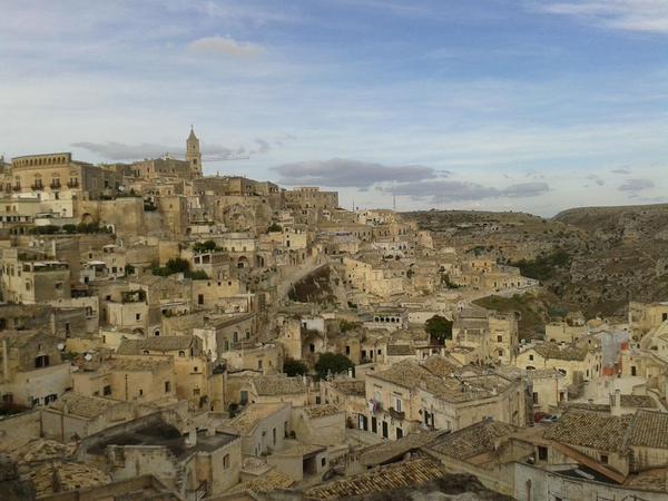 quotidianoweb's tweet photo. Giusto per ricordarci cos'è #mt2019 http://t.co/LFXZRVLIrs
