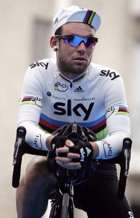 CyclingStyle's tweet photo. RT @casquetteurs: http://t.co/Xwde42Q7Io