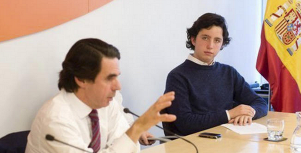 antonioaffa's tweet photo. En esta fotogalería podéis ver la vida VIP de Nicolás, que ha salido hoy libre http://t.co/Ug3dYDdrh6 http://t.co/c0Wp3eBw6j" @edubilmoy