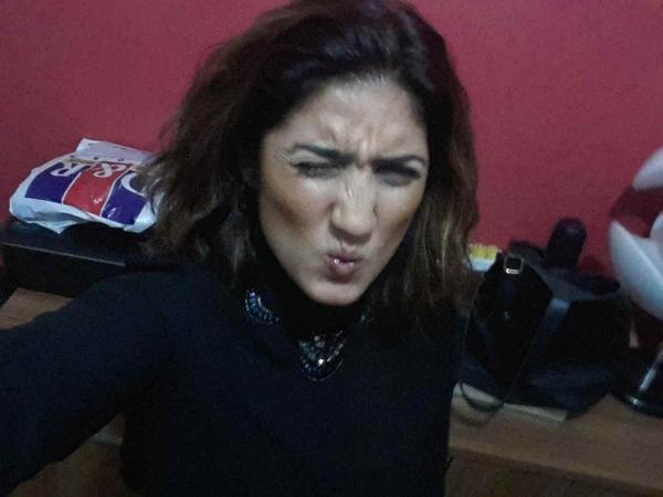iziscookies's tweet photo. Kaşlarim çatik napiyim! Yaradandan ötürü olsa gerek! http://t.co/ThQoc9nE7l