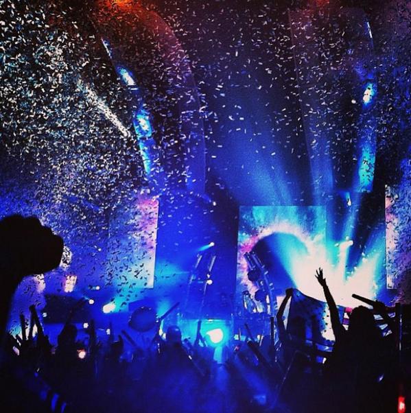 PebblesDuhh24's tweet photo. 1 yr ago.. I experienced one of the most beautiful nights of my life.. @kaskade #AtmosphereLA #LetTheMusicSpeak π http://t.co/lb3uRJQFDS