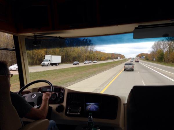 audrey_ray's tweet photo. Open windshield view headed to Big Rapids! @BIGCOUNTRY1009 #countrybash http://t.co/535mSOASiT