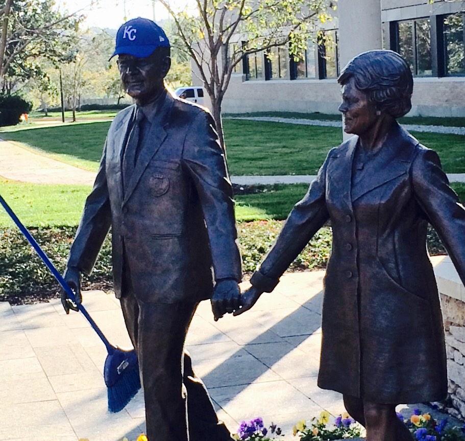 Embedded image permalink