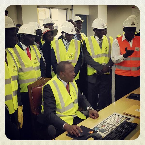 JGecaga's tweet photo. In the Olkaria IV Geothermal Power Plant Control Room #poweringfreedom http://t.co/YnT1uG2Nil