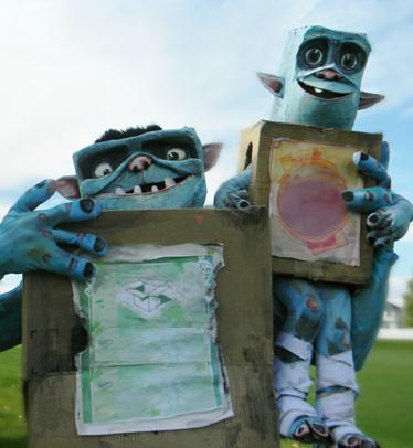 emaypeterson's tweet photo. Like to win?..me too, Vote for my BoxTroll Costumes! http://t.co/bqmtF6fcFg #lastdaytovote #takes5seconds #Boxtrolls http://t.co/YSdoGxgdXg