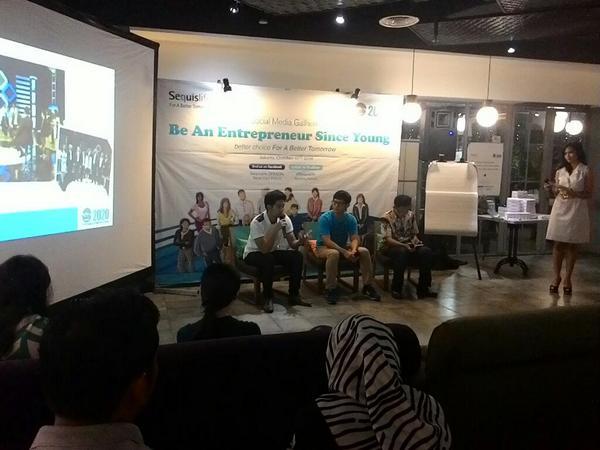 RefaldoFanther's tweet photo. Bareng suhu @aliakbar12 &amp; @hermaspuspito sharing bisnis di acara #GatheringSequis @Sequislife http://t.co/H8AOcCRJMF