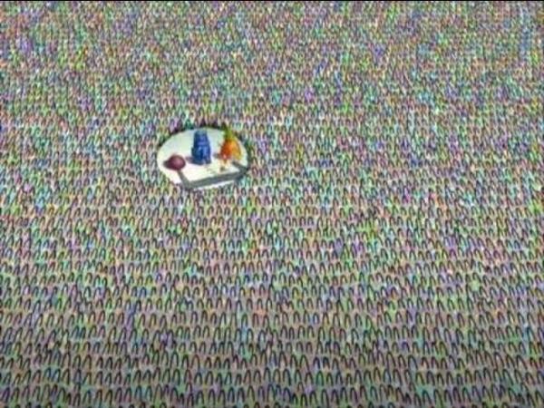 jasmiinee_ru's tweet photo. when I open a pack of gum in class: http://t.co/YORcq87TX0
