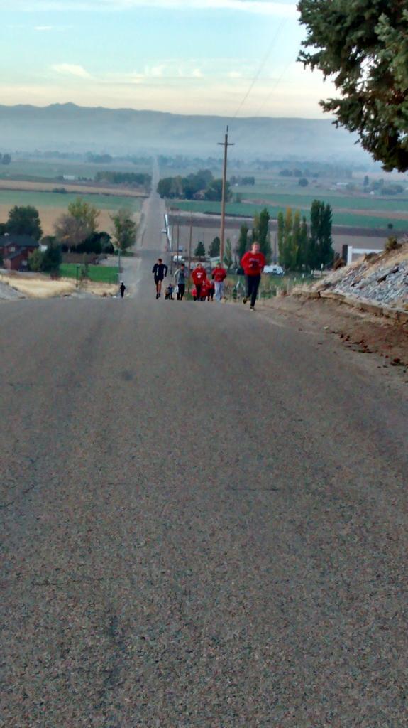 HeidiAnkeny's tweet image. Just like I said @RianBeebe, you all killed that hill!  #hellhill #amazingteam