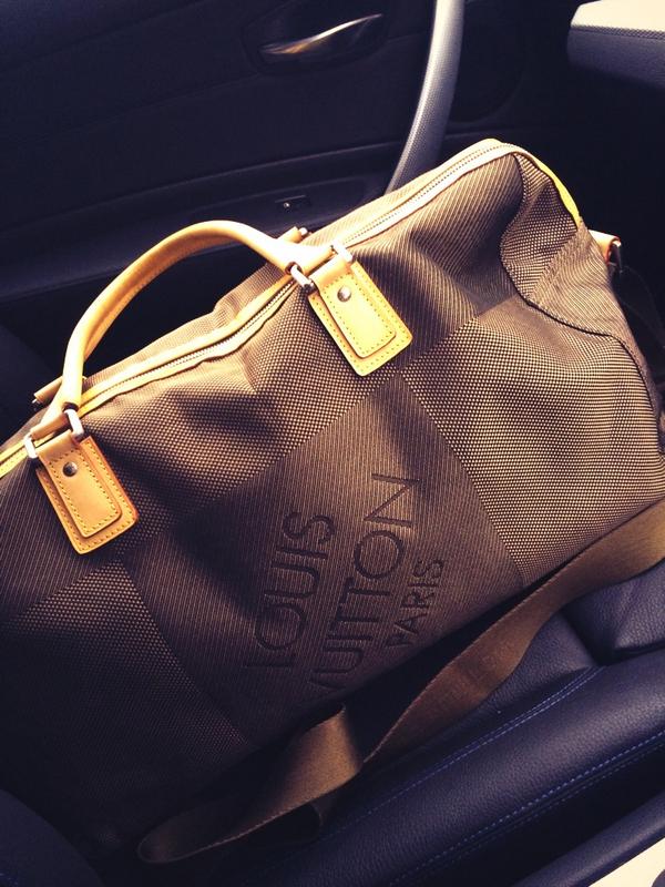 DannyLloyd13's tweet image. Off to physio, spending my Friday night on the treatment table after a day in the gym #oldman #pastit