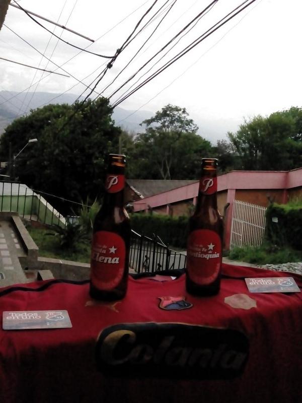 JUANELGURRE's tweet photo. @PilsenCerveza #Triviapoderosapilsen desde pedregal http://t.co/m6awn56Fmx