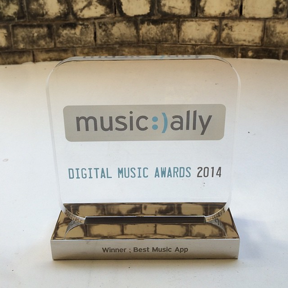 whosampled's tweet photo. 🏆🏆🏆

http://t.co/QmMujkAuvU http://t.co/FGcMJu8HyH