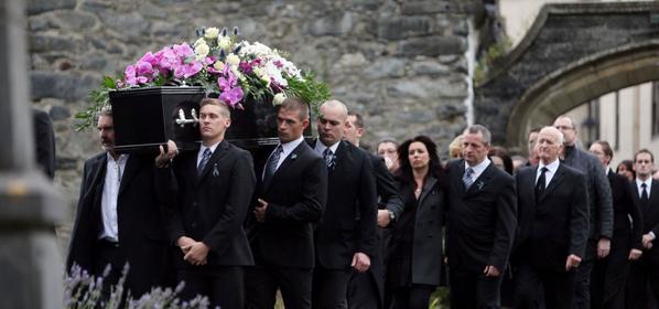 northwaleslive's tweet photo. Llanrwst came to a standstill for the funeral of Doug McTavish who died in a flat fire: http://t.co/V37qed32Ai http://t.co/P1A2pGxNkN