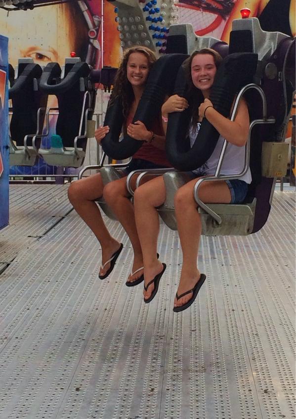 Livibailey's tweet photo. Happy Birthdayy @Kaitlin_camp 🐒🐒 http://t.co/oWbupoboqu