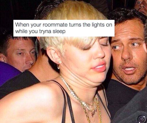BuzzFeed's tweet photo. 22 struggles every pair of roommates goes through
http://t.co/cfRfH0wc3S http://t.co/a6pGu7oMTN