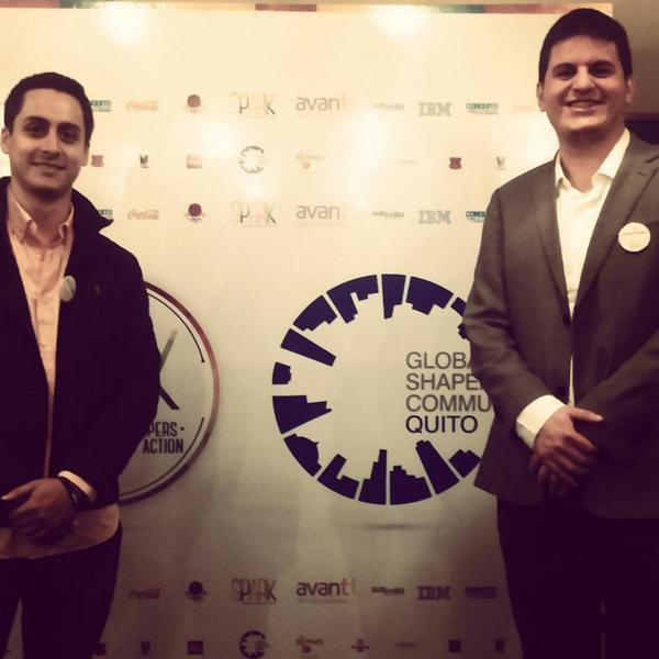 JuliusEC's tweet photo. Inicio de #SparkQuito acelerando negocios sociales, una ciudad a la vez @alejandrovaras #ShapersInAction @ShapersGYE http://t.co/1mPVvdWBLs