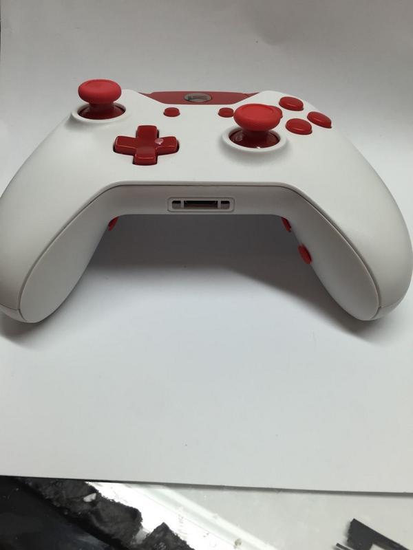 BattleBeaver's tweet photo. @ImSoHyperr @LethalGaming_ ready to grid. #NewRearButtons #FreshSticks #WiderRangeStops #NewInternalRubbers #WatchOut http://t.co/s86b4SByWC