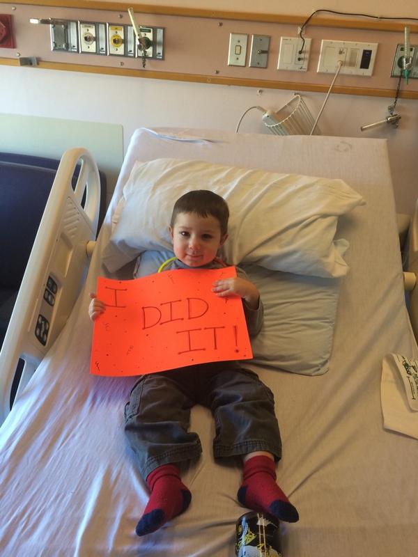 'hey bud, you beat cancer...what do you want to write on your sign?'

Brayden: 'I did it!'

#BraydenStrong