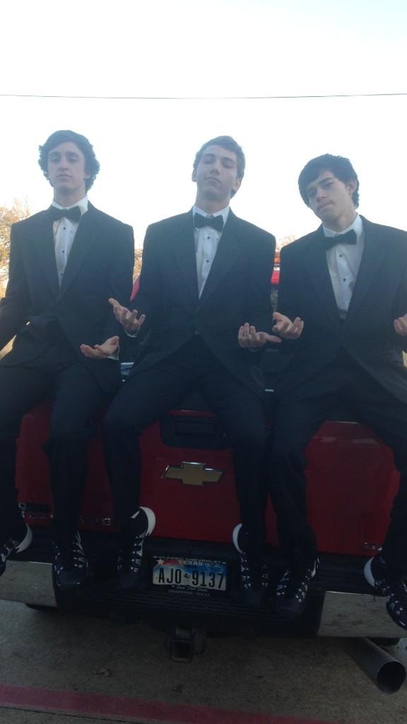 Bwatt13's tweet photo. Happy birthday @Cody_Carver 😘 miss you (and @JoshFink23 ) http://t.co/EHr4CP3wkw