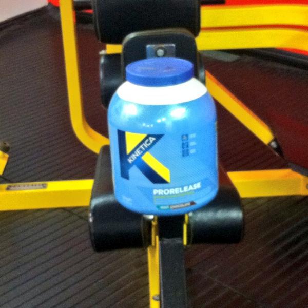 oneill_emily's tweet photo. Recovery time @KineticaSports after a fun nogi session with @AlanKirwan2 #Kinetica #Recovery #nogi #prorelease http://t.co/cDOLKtY8OO