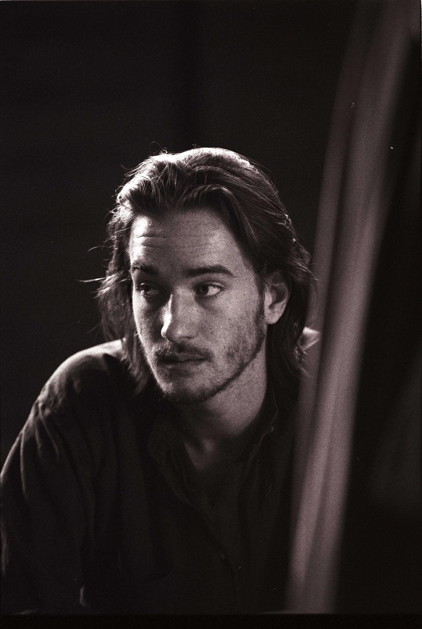 This time 20 years ago in Duchess of Malfi. Happy birthday, Matthew Macfadyen! 